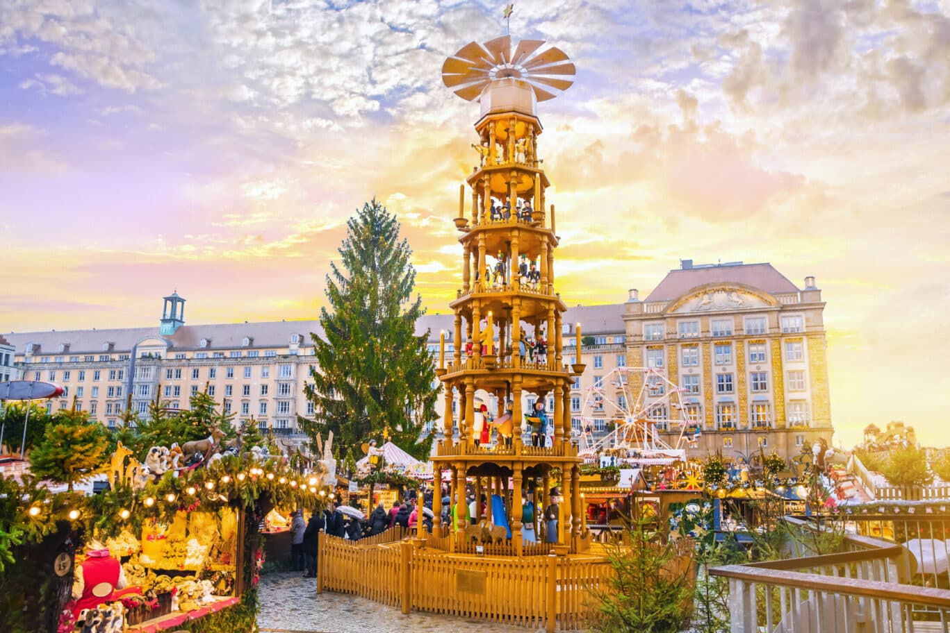 Christmas,Market,Striezelmarkt,In,Dresden,,Germany.